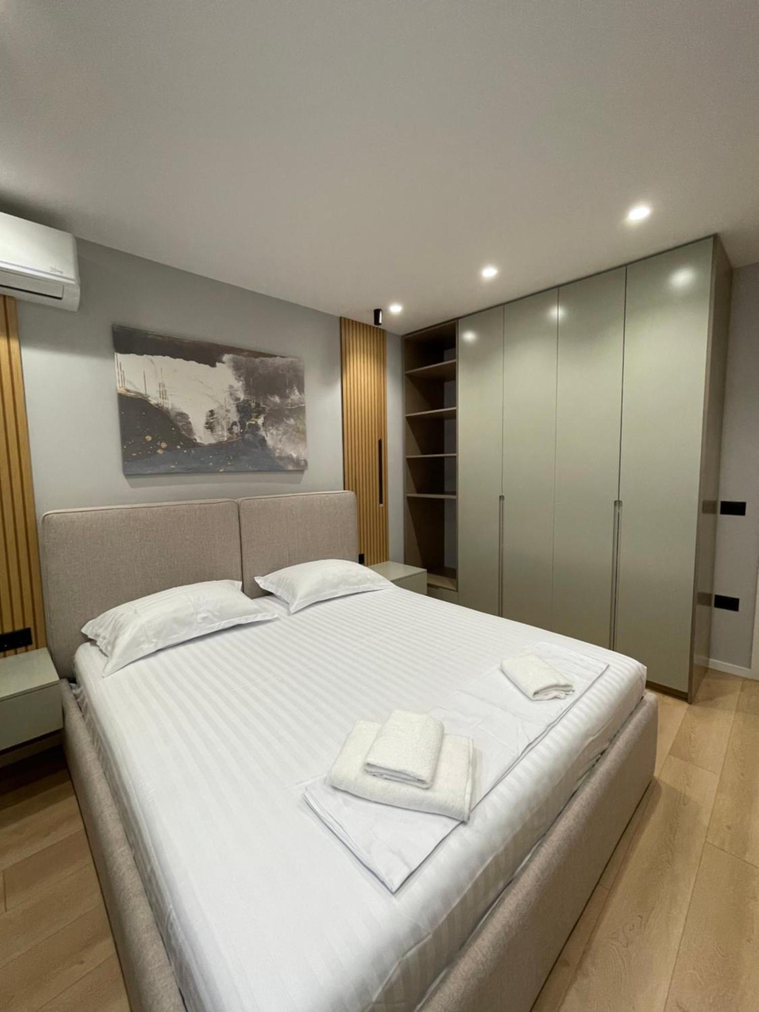 Tirana Elite Apartments Bagian luar foto